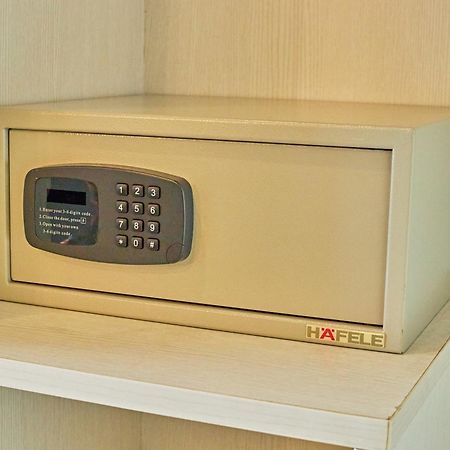 Cebu Hotel Plus מראה חיצוני תמונה