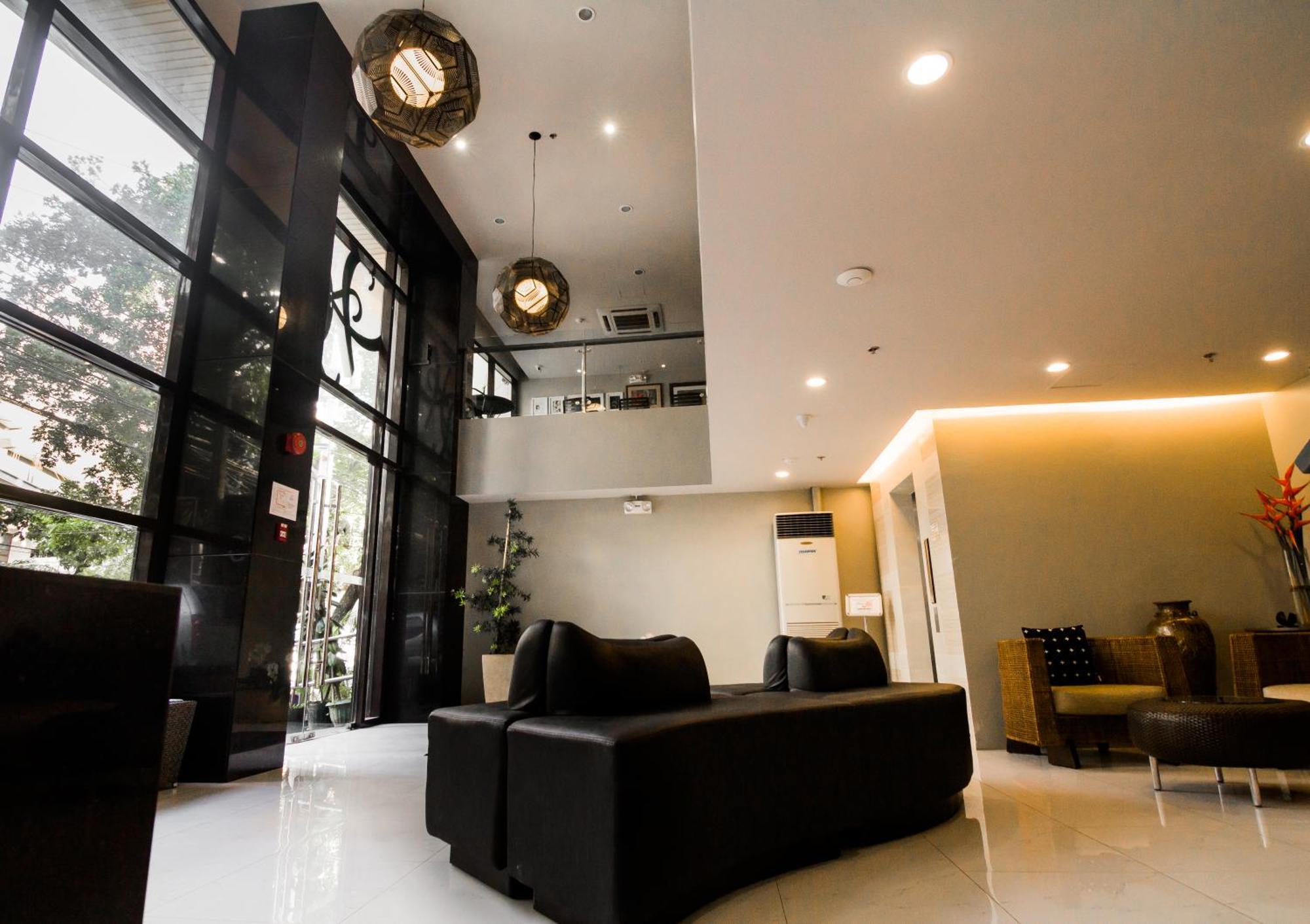 Cebu Hotel Plus מראה חיצוני תמונה