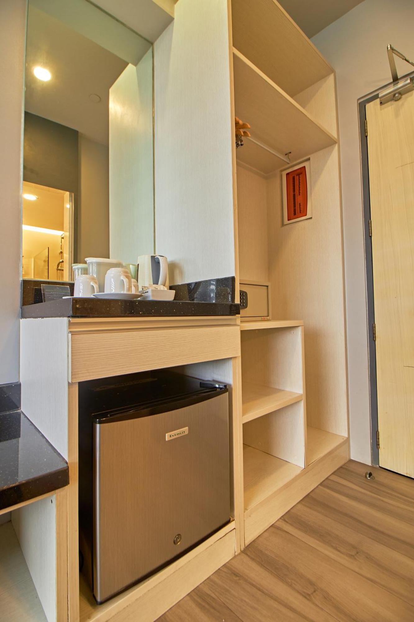Cebu Hotel Plus מראה חיצוני תמונה